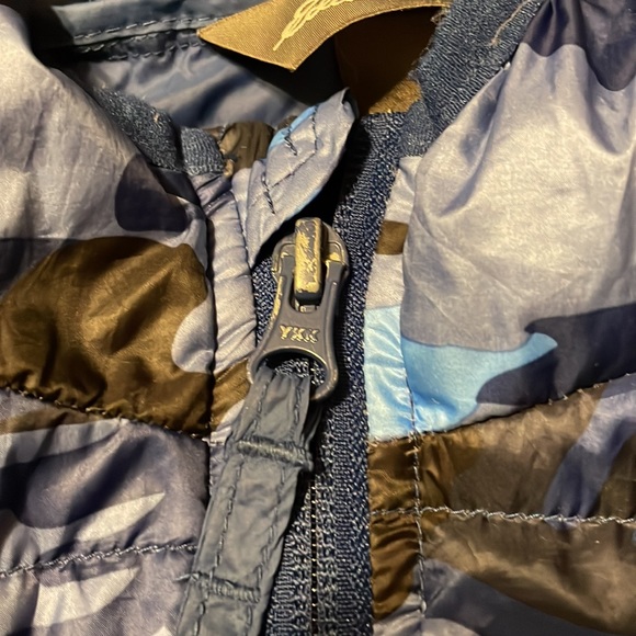 Eddie Bauer Lightweight Puffer Jacket - Picture 5 of 11